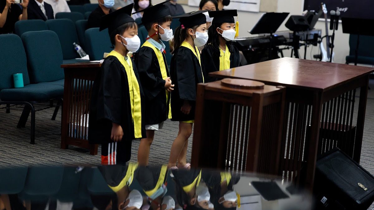2022 Graduation Service 앨범 커버
